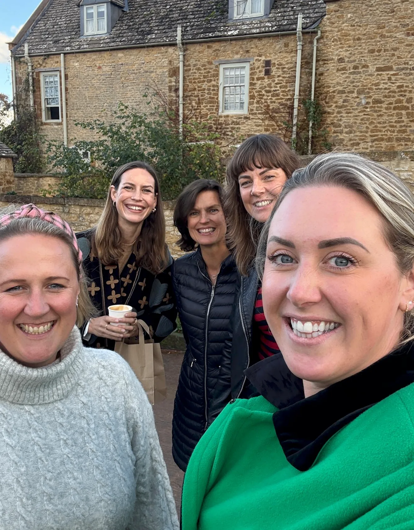 Strategic Circle members enjoying a Cotswolds retreat together